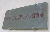 insegna dramma